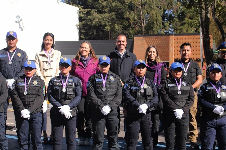 Banner Puntos Violeta